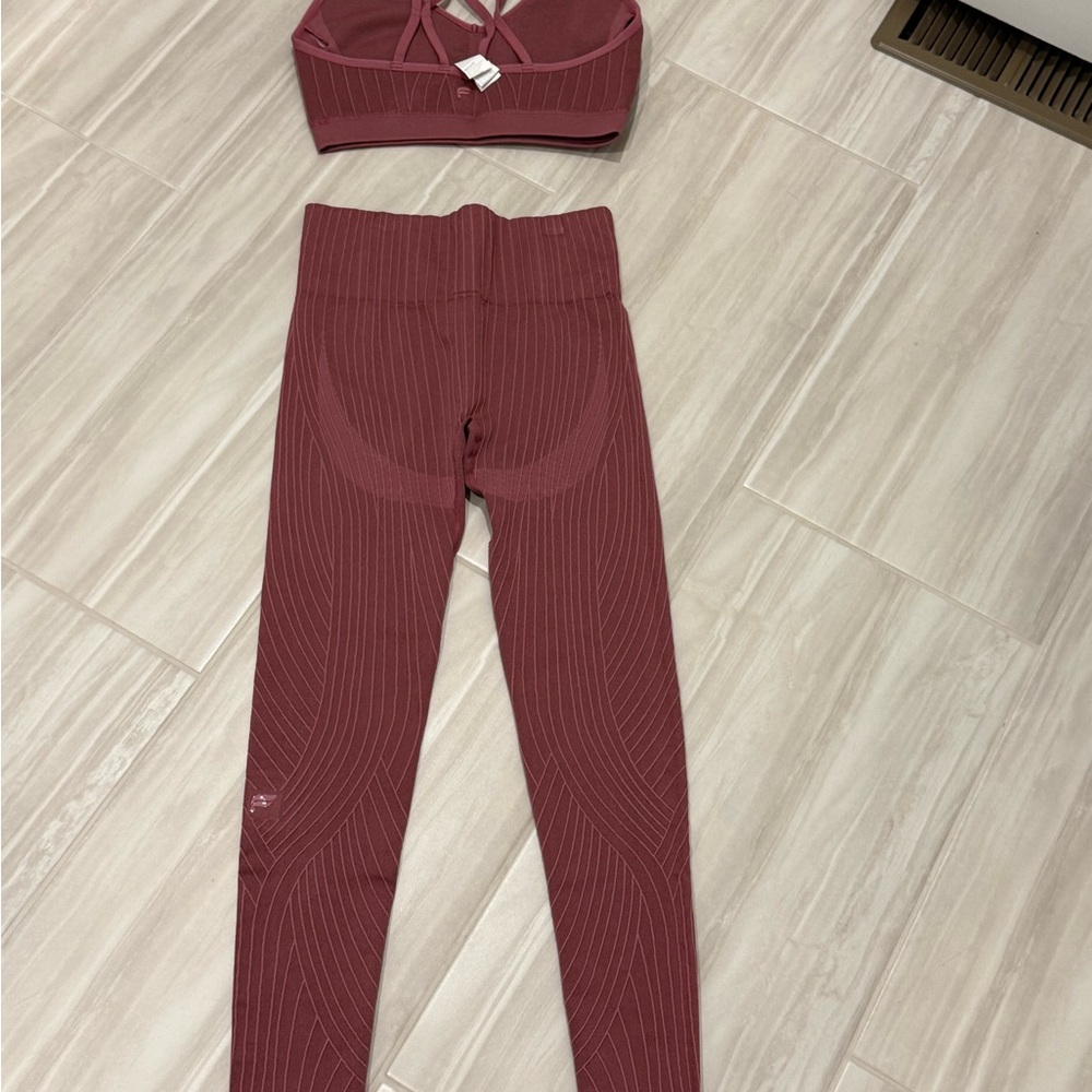 Fabletics Seamless Ribbed Active Leggings Dusty Rose